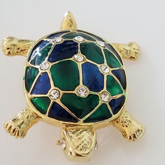 Vintage Jewelry - Vintage enameled turtle brooch